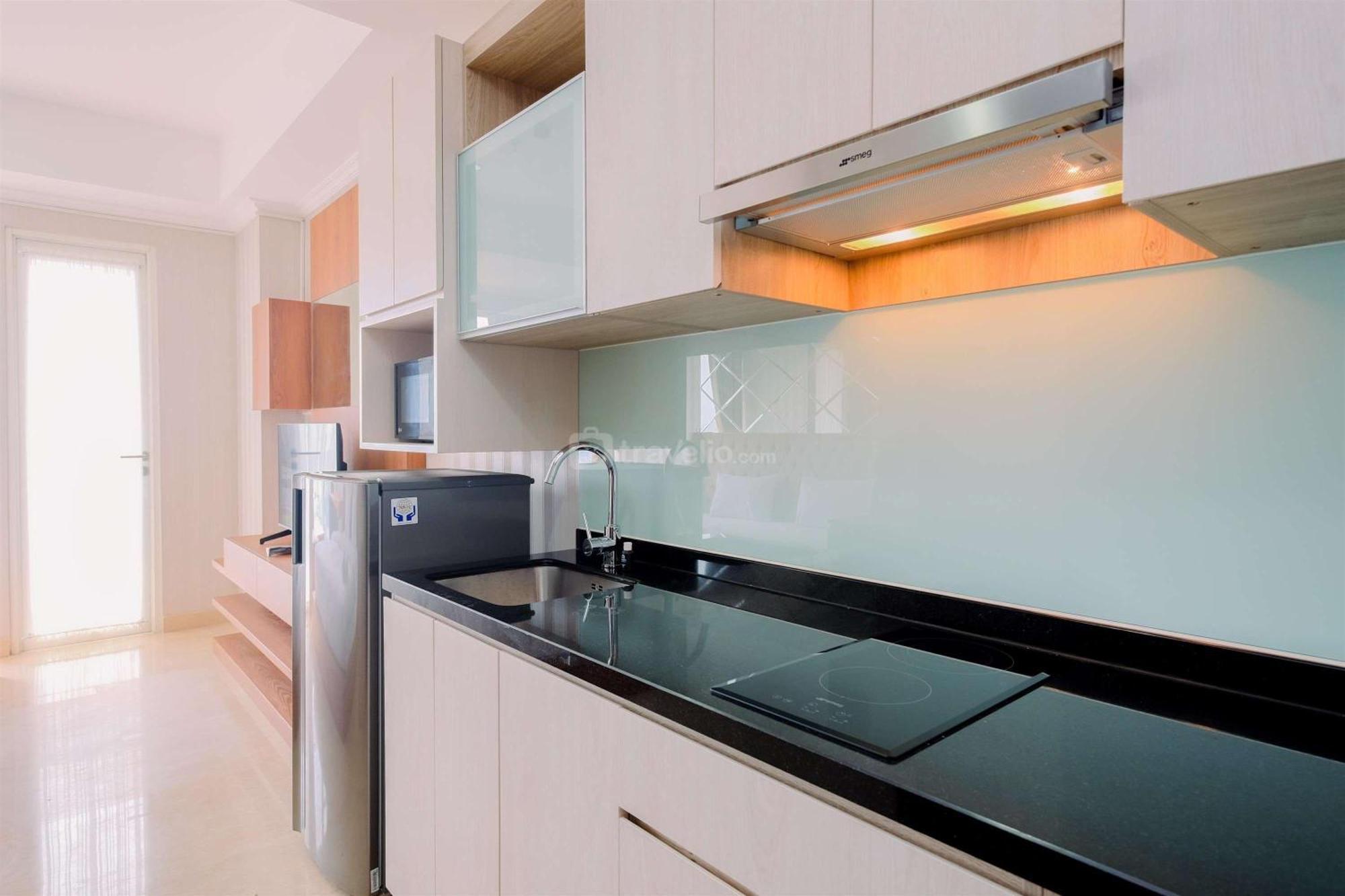 Comfort And Modern Look Menteng Park By Travelio Apartment *