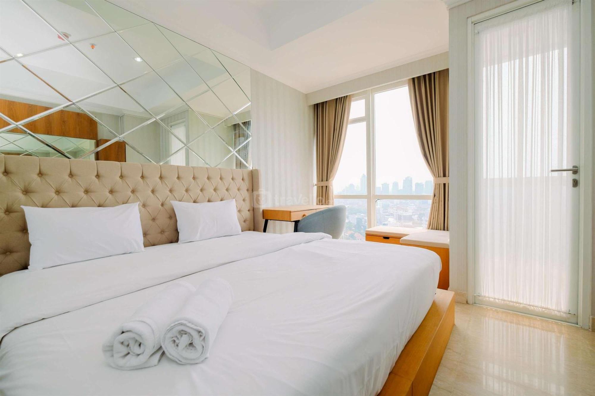 Comfort And Modern Look Menteng Park By Travelio