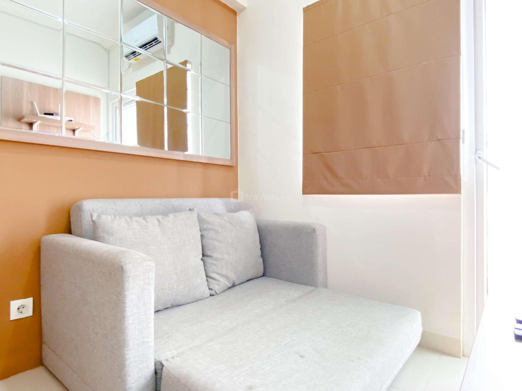 Apartment Comfort Designed 2br Pramuka By Travelio Jakarta