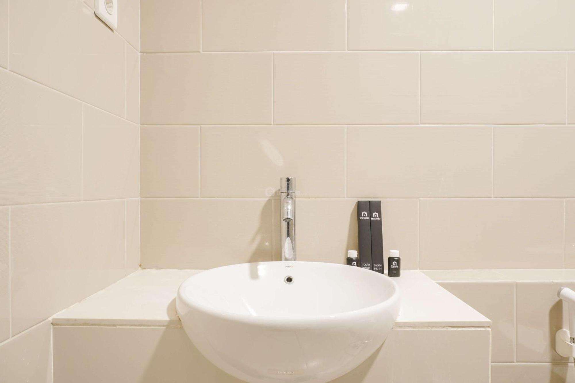And Homey 1br At Citralake By Travelio Apartment Jakarta