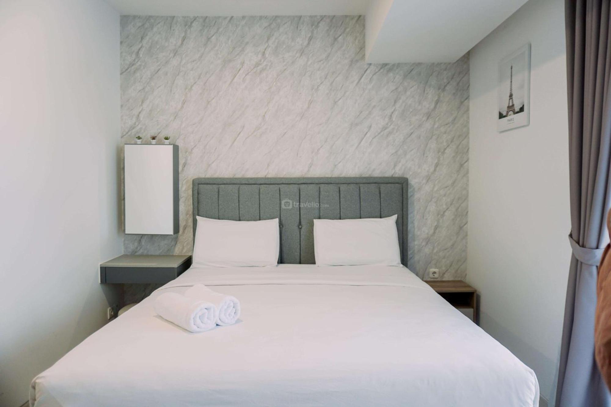 Homey And Warm At West Vista By Travelio Apartment Jakarta