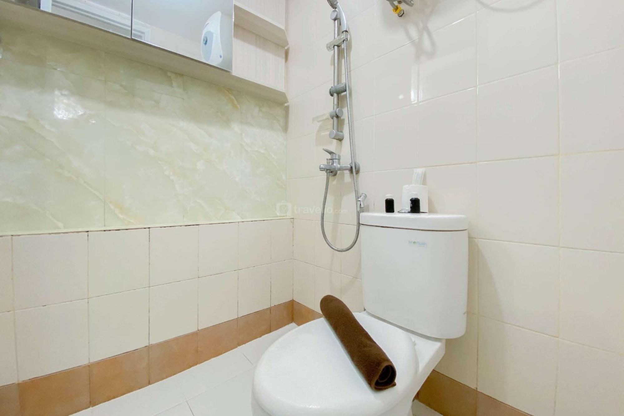 Apartment Comfortable And Homey 2br At Bassura By Travelio Jakarta
