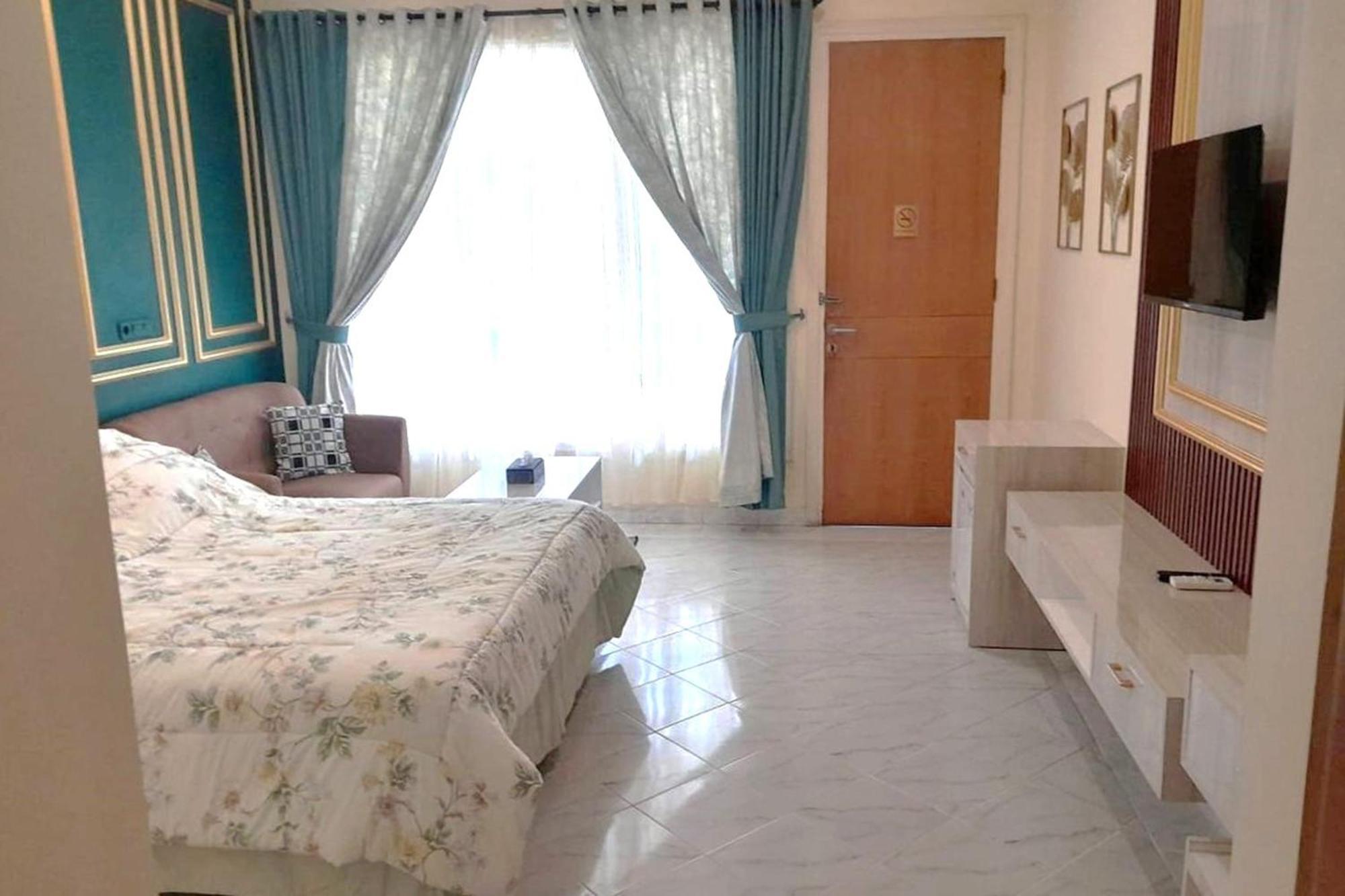 Puri Sawo Manila 2* Jakarta