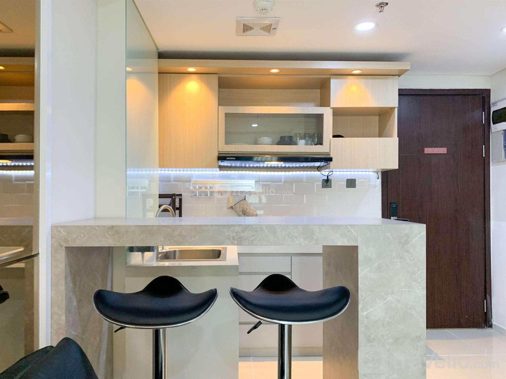 Comfort And Enjoy Living 2br At Daan Mogot By Travelio Jakarta