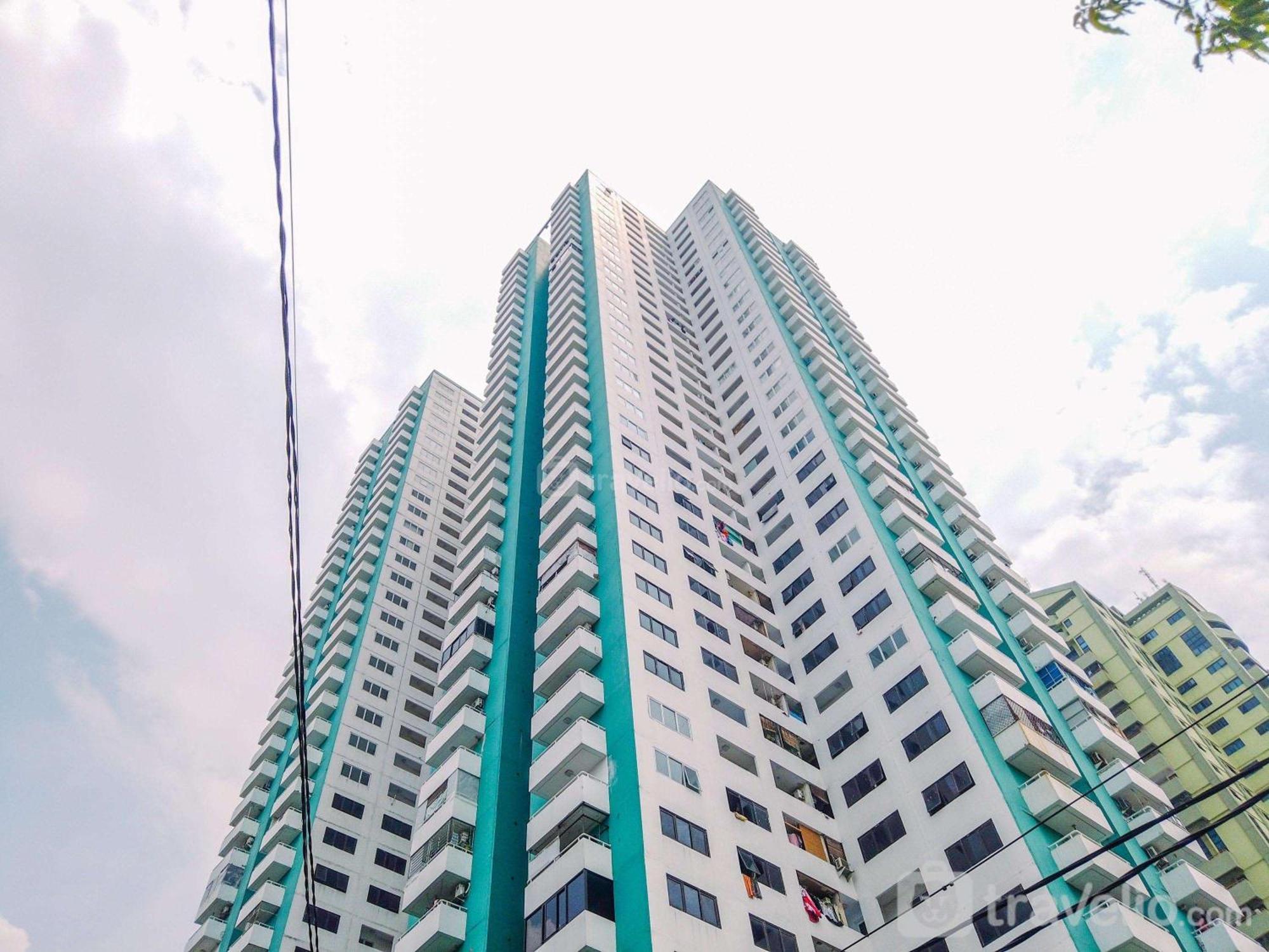Scenic And Strategic Amethyst By Travelio * Jakarta