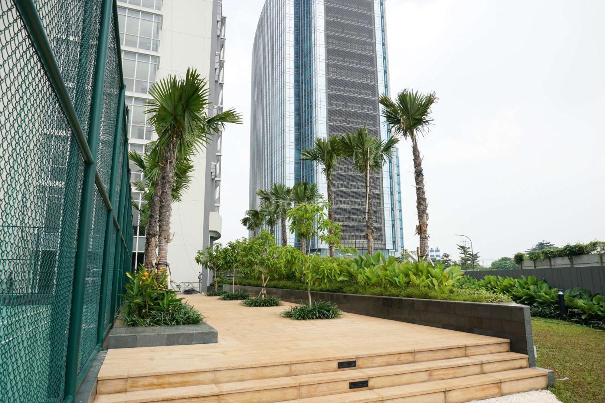 Homey And 2br At Ciputra International By Travelio