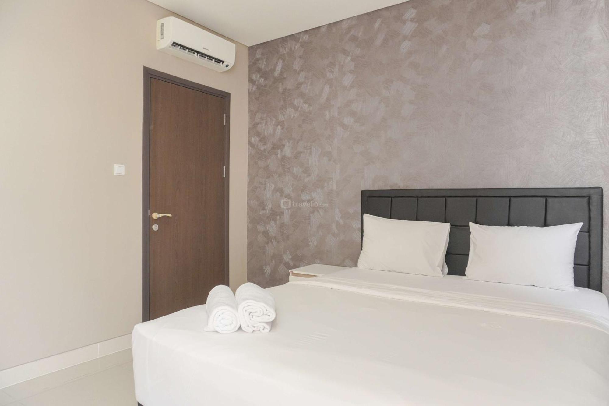 Apartment Homey And 2br At Ciputra International By Travelio *