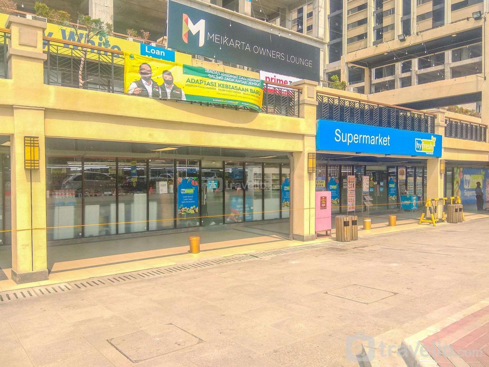 Comfort And Cozy 2br At Meikarta By Travelio *