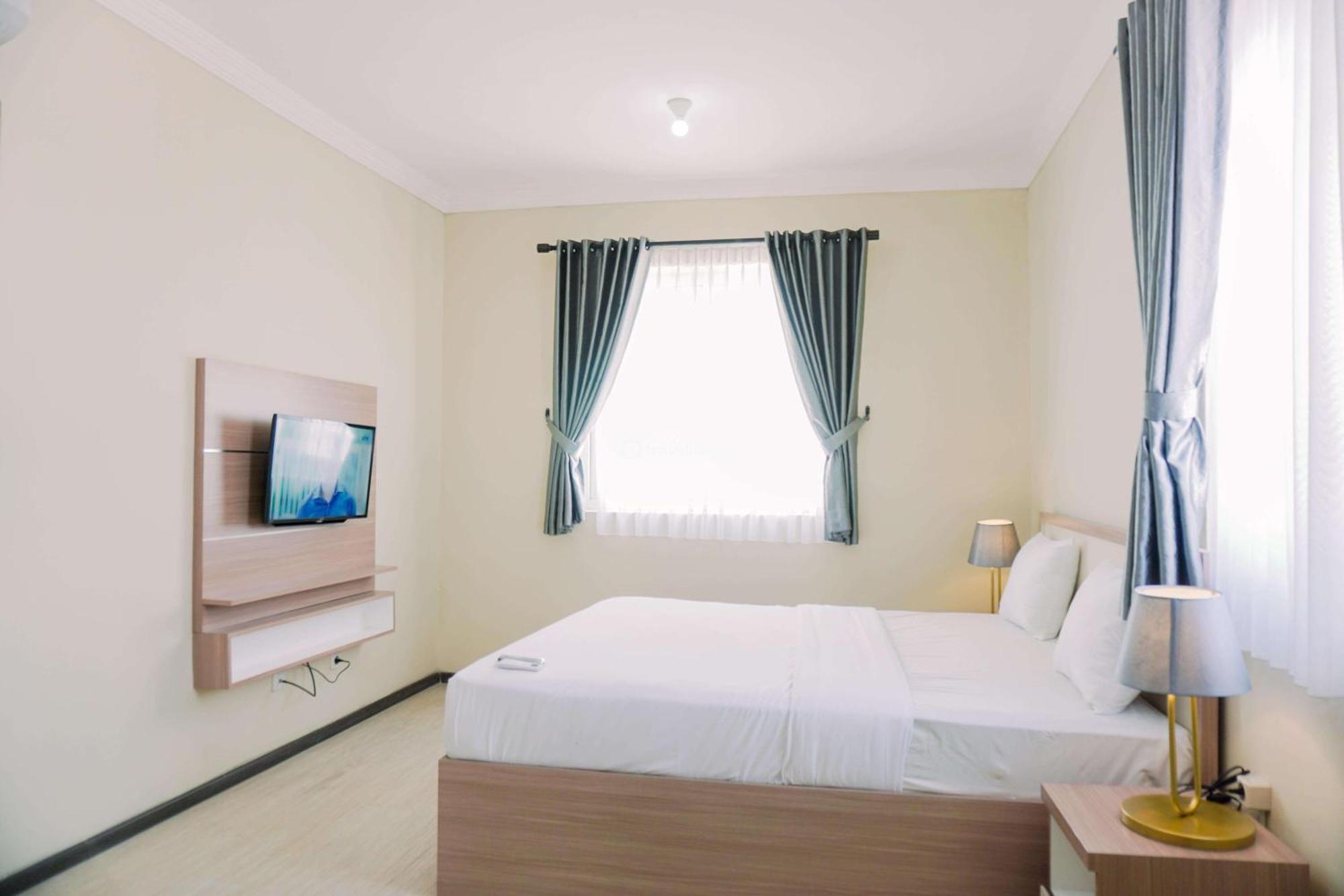 Gorgeous And Homey 2br At Grand Palace Kemayoran By Travelio * Jakarta