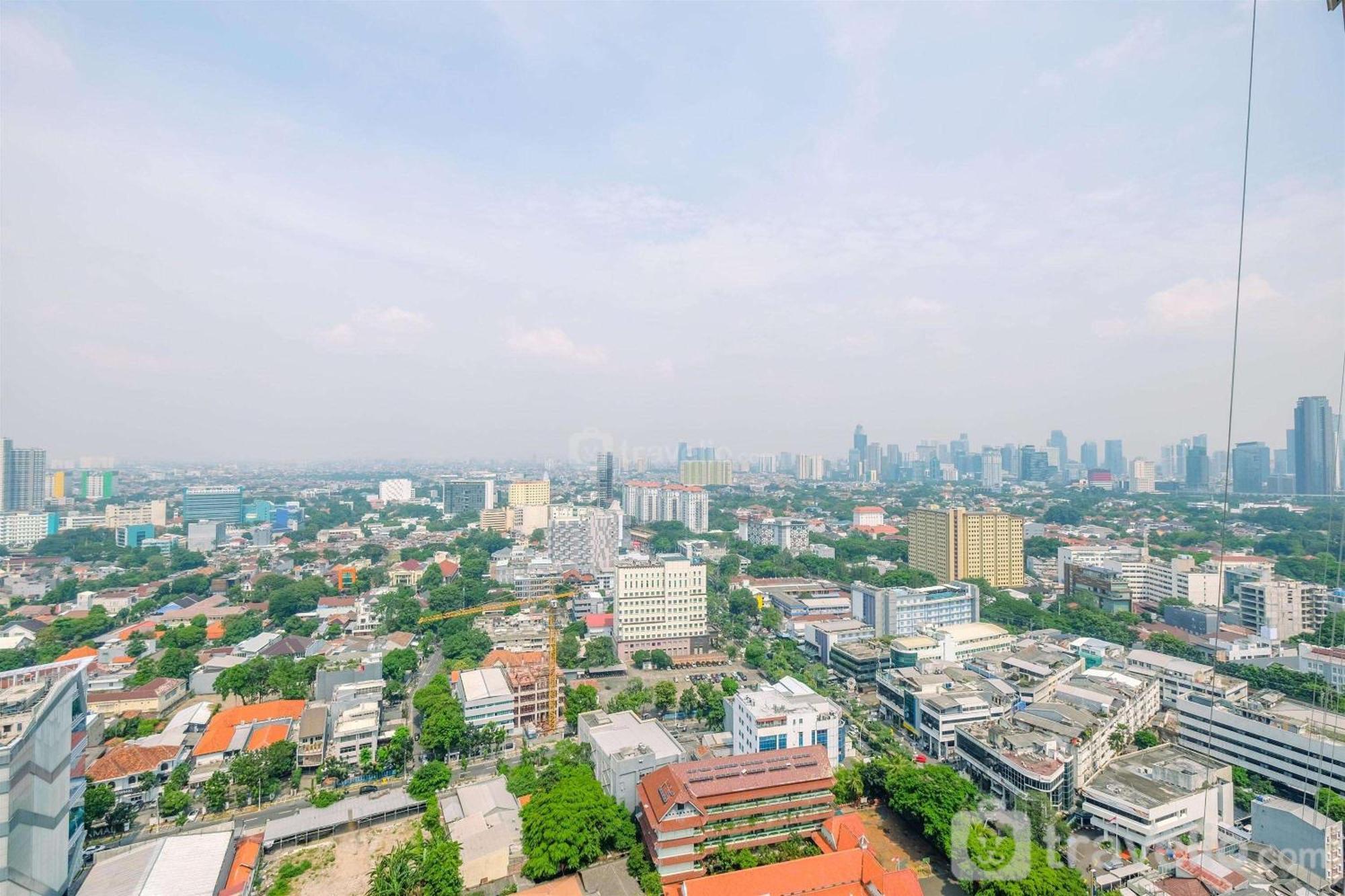 Modern Look And Comfy 2br At Menteng Park By Travelio * Jakarta