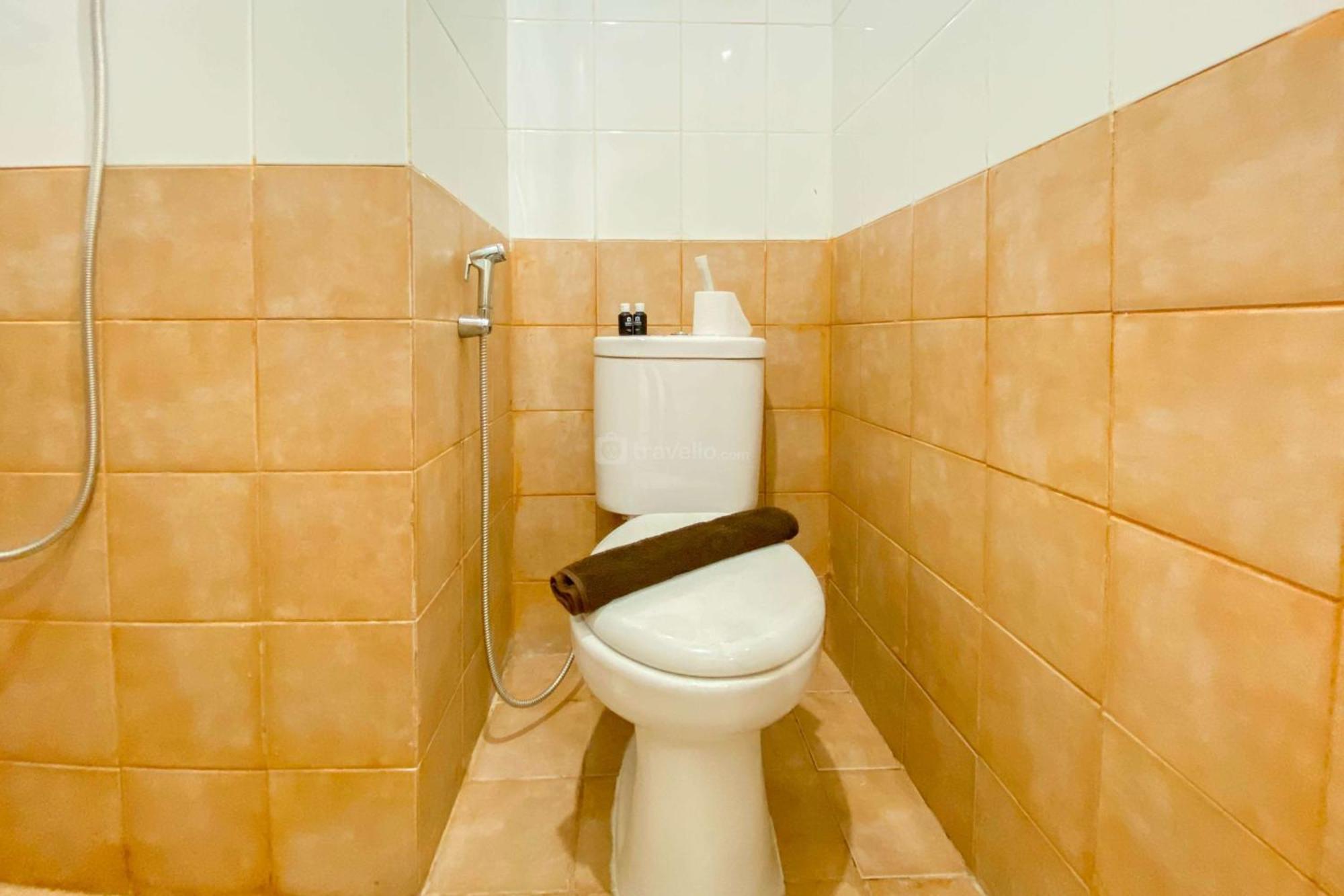 Good Choice And Homey 2br At Pramuka By Travelio * Jakarta