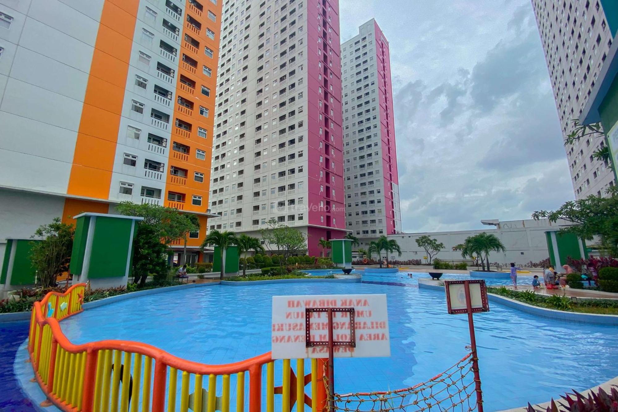 Apartment Good Choice And Homey 2br At Pramuka By Travelio