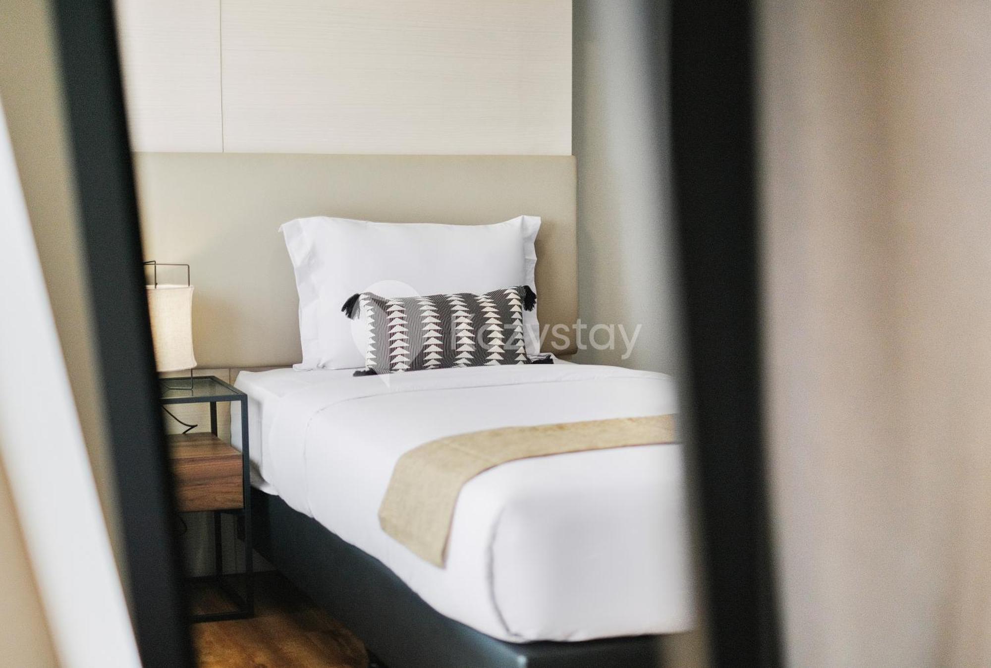 Magnolia By Kozystay - Kebon Jeruk Apartment *