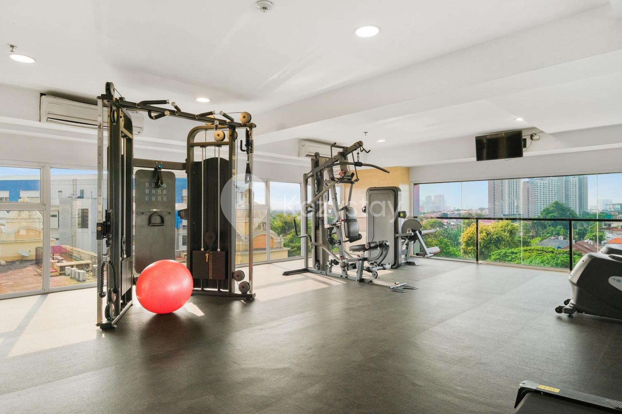 Apartment Magnolia By Kozystay - Kebon Jeruk Jakarta