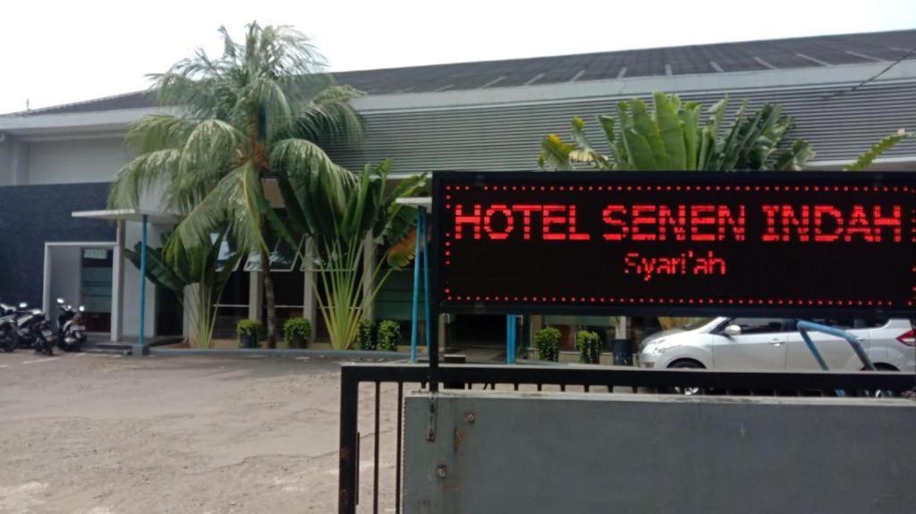 Senen Indah Syariah Hotel