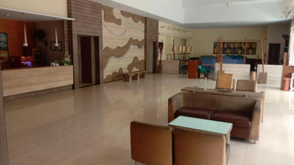 Hotel Senen Indah Syariah 2*