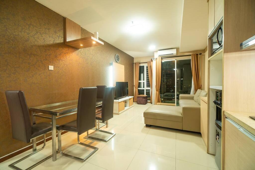 2br At View Thamrin Netflix Apartment Jakarta