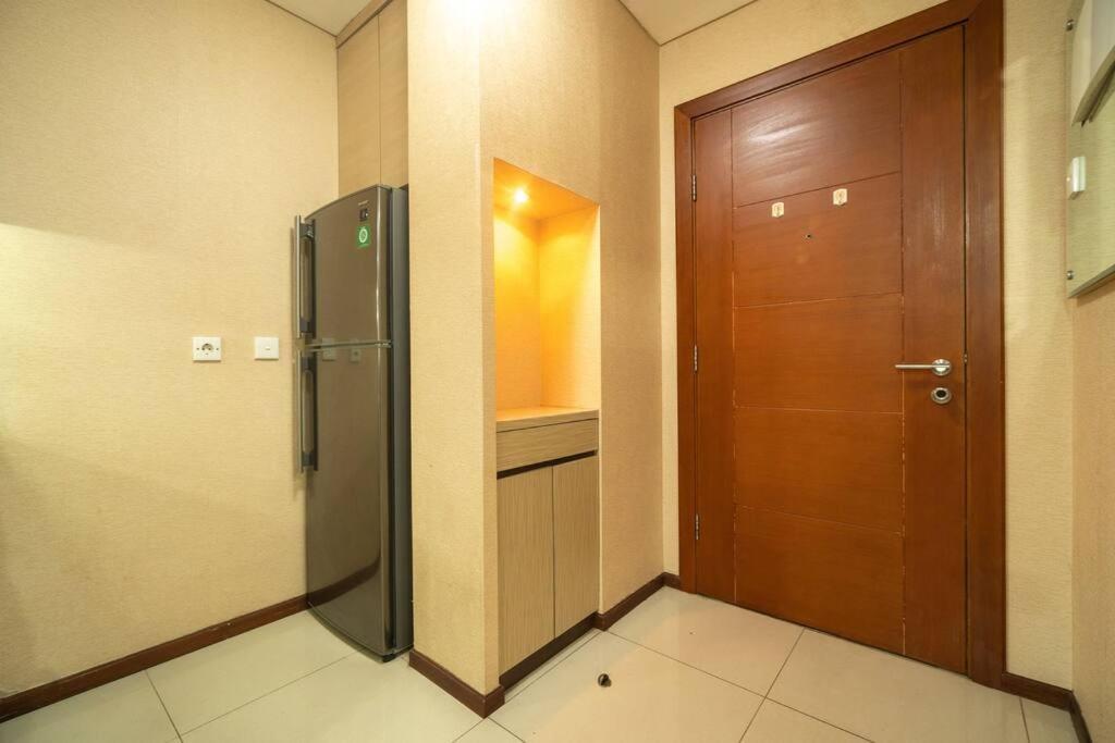 2br At View Thamrin Netflix Apartment *