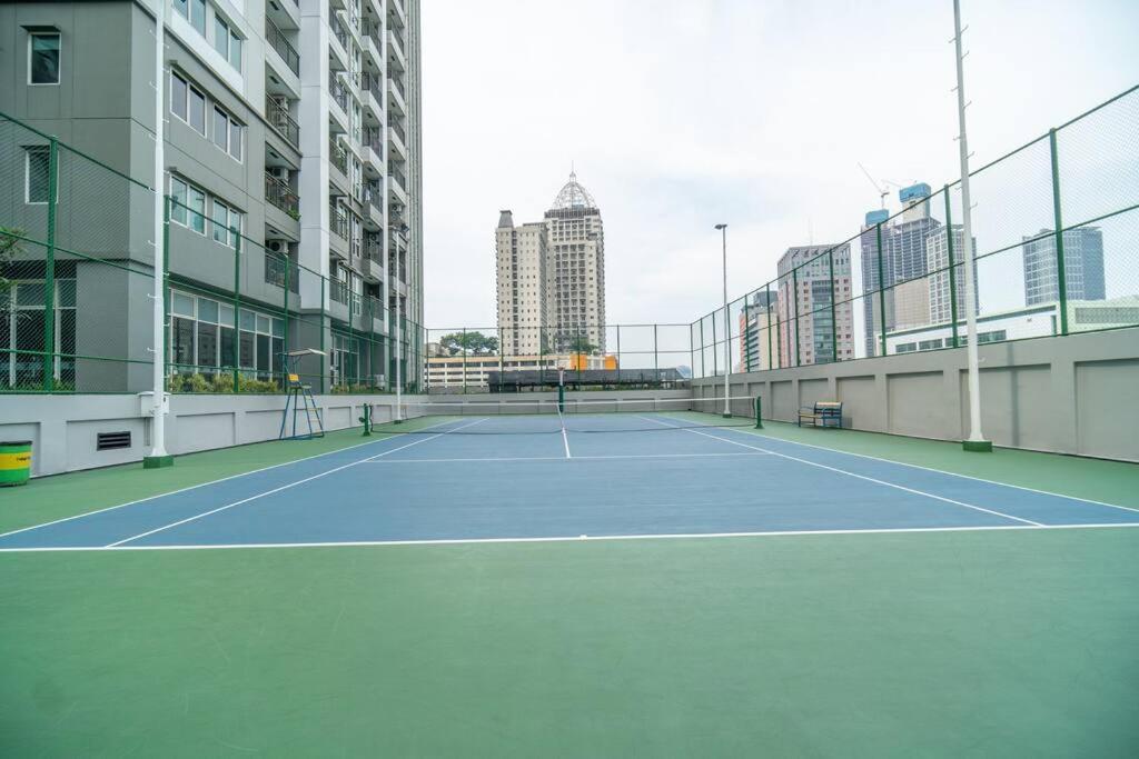 2br At View Thamrin Netflix * Jakarta