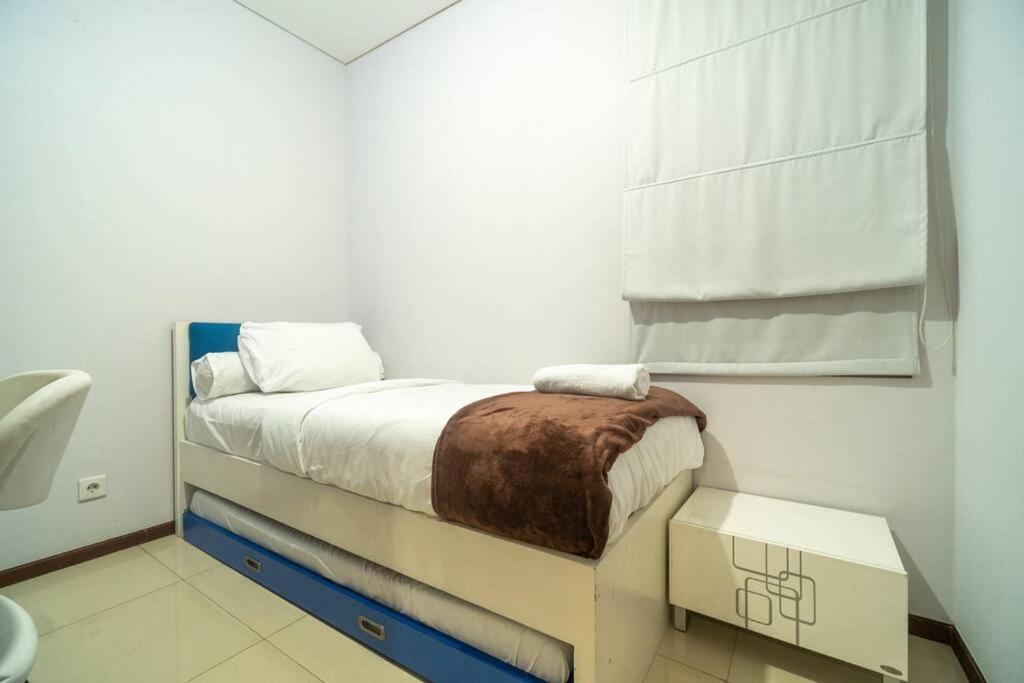 2br At View Thamrin Netflix