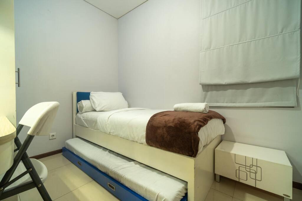 2br At View Thamrin Netflix * Jakarta