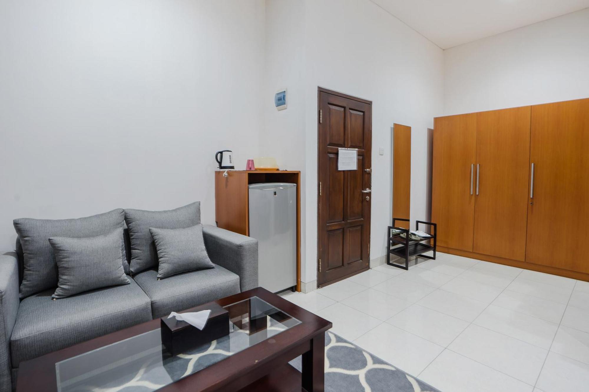 Jambuluwuk Menteng Guest house
