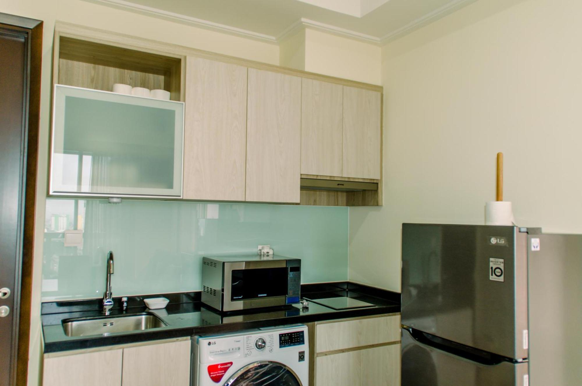 Elegant And Restful 2br At Menteng Park By Travelio * Jakarta