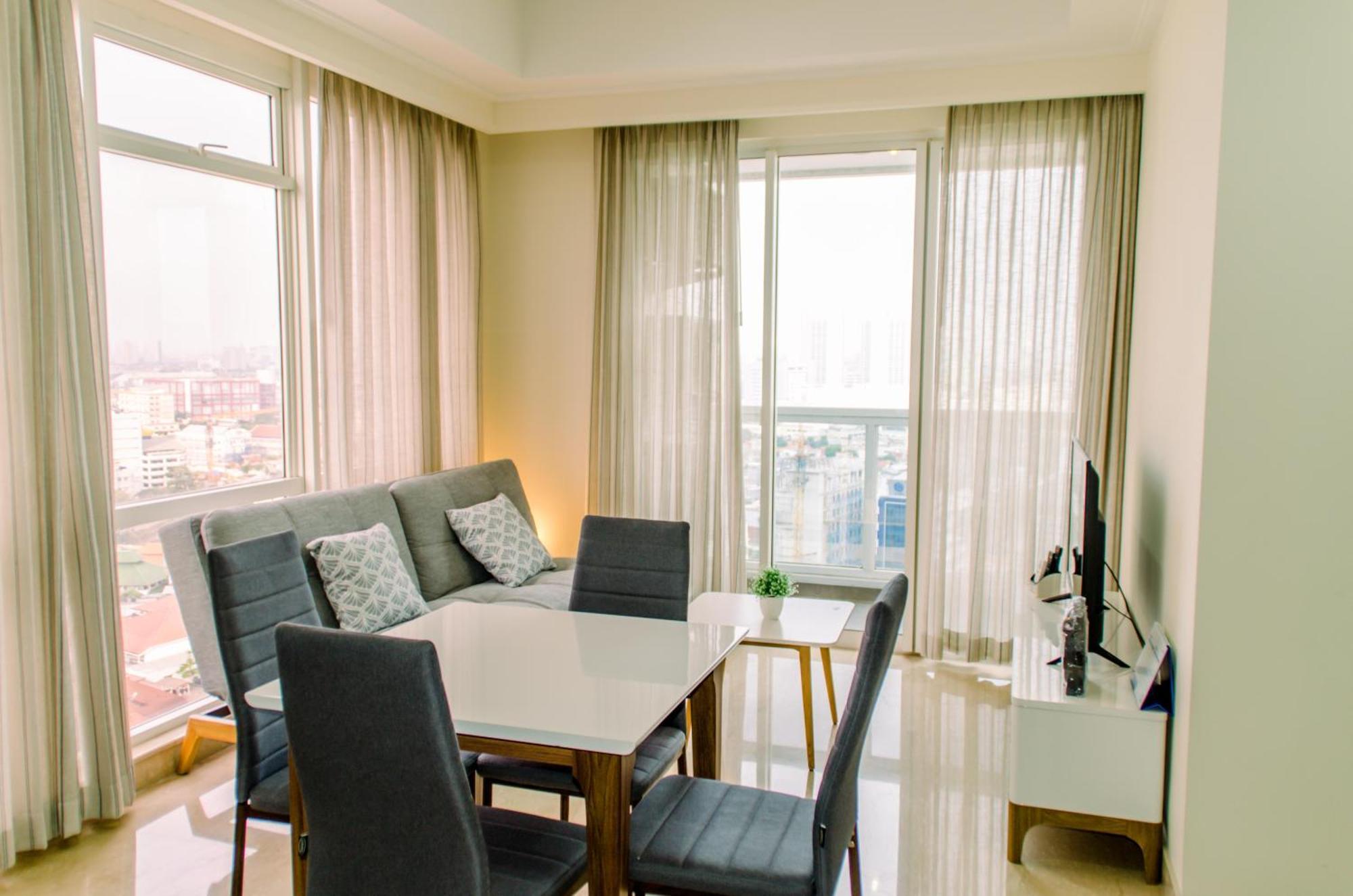 Elegant And Restful 2br At Menteng Park By Travelio Apartment