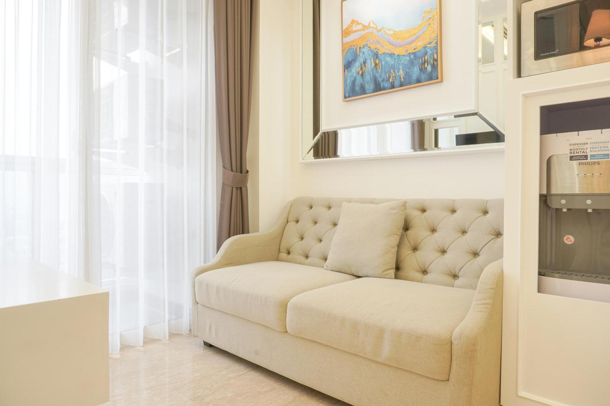 Modern And Comfy 2br At Menteng Park By Travelio *