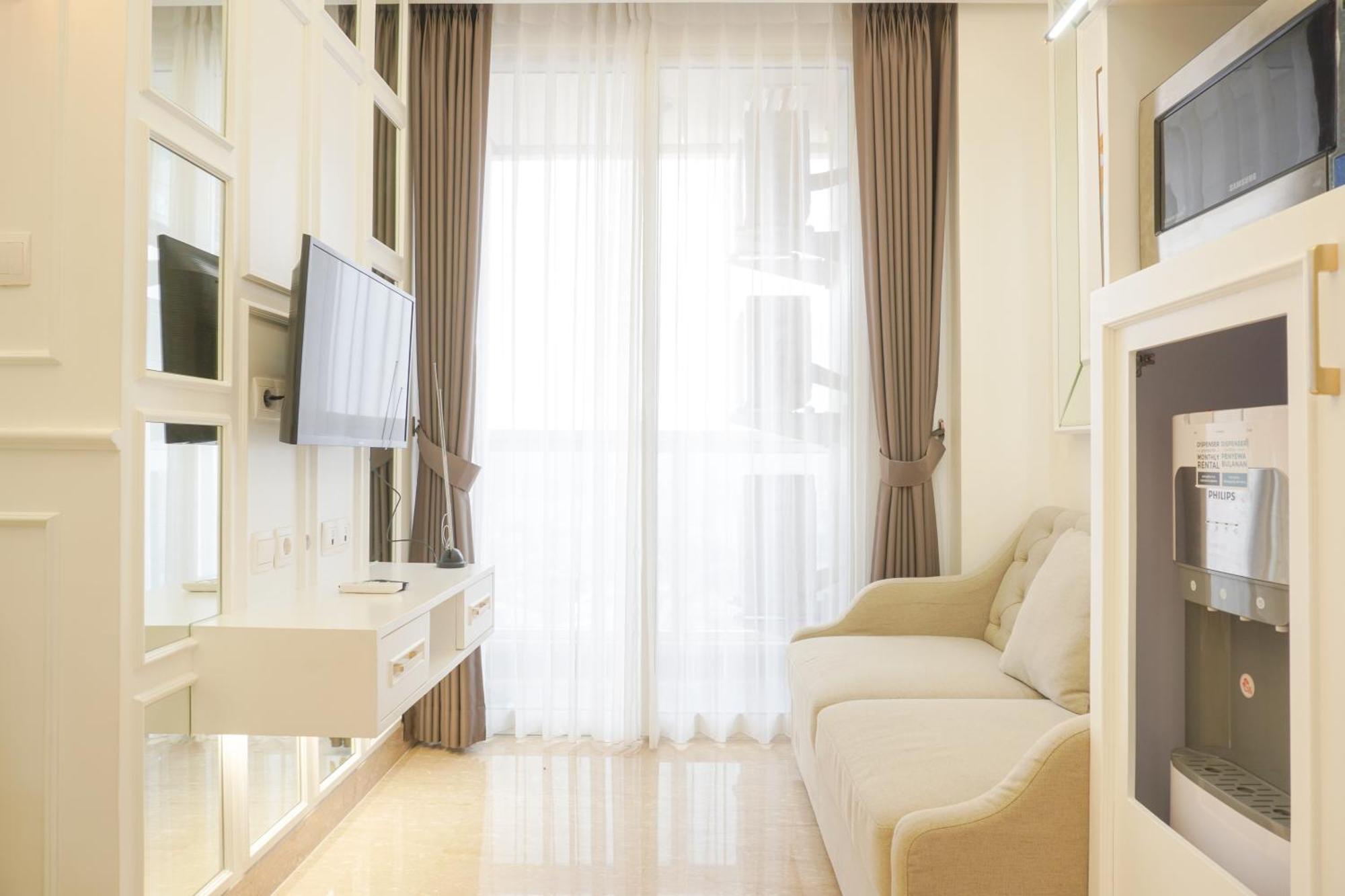 Modern And Comfy 2br At Menteng Park By Travelio Apartment *