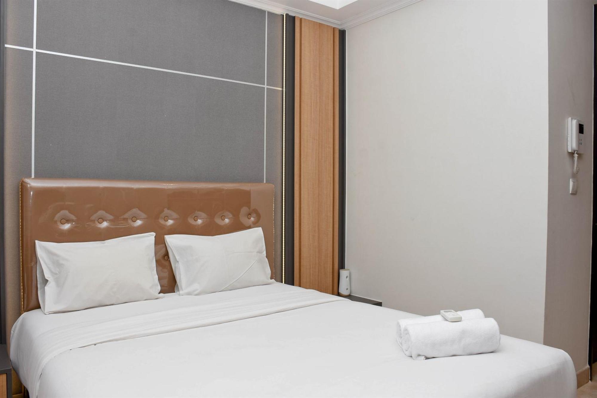Cozy Living At Menteng Park By Travelio Apartment