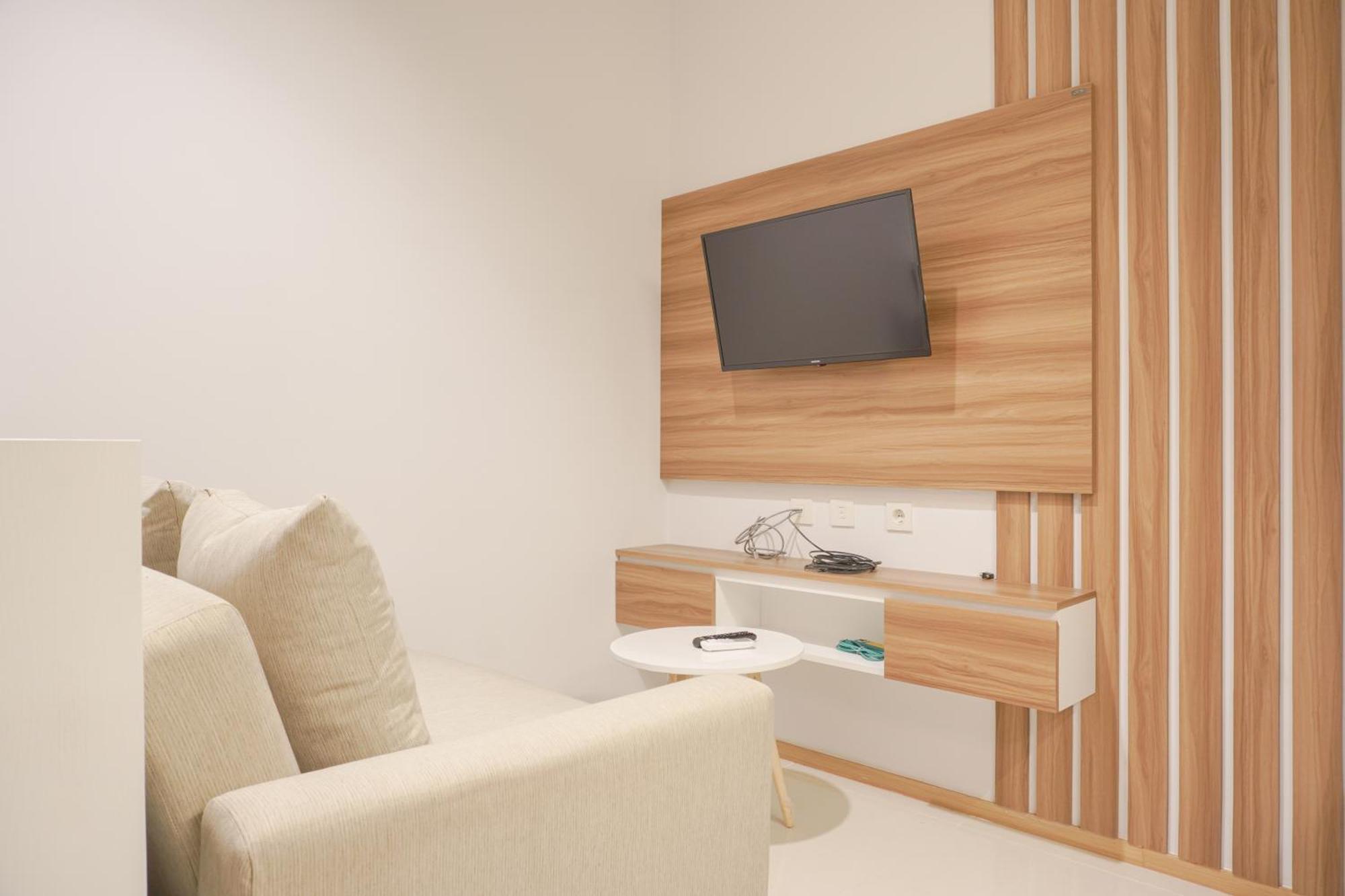 And Comfort 1br At 25th Floor Samara By Travelio Apartment Jakarta