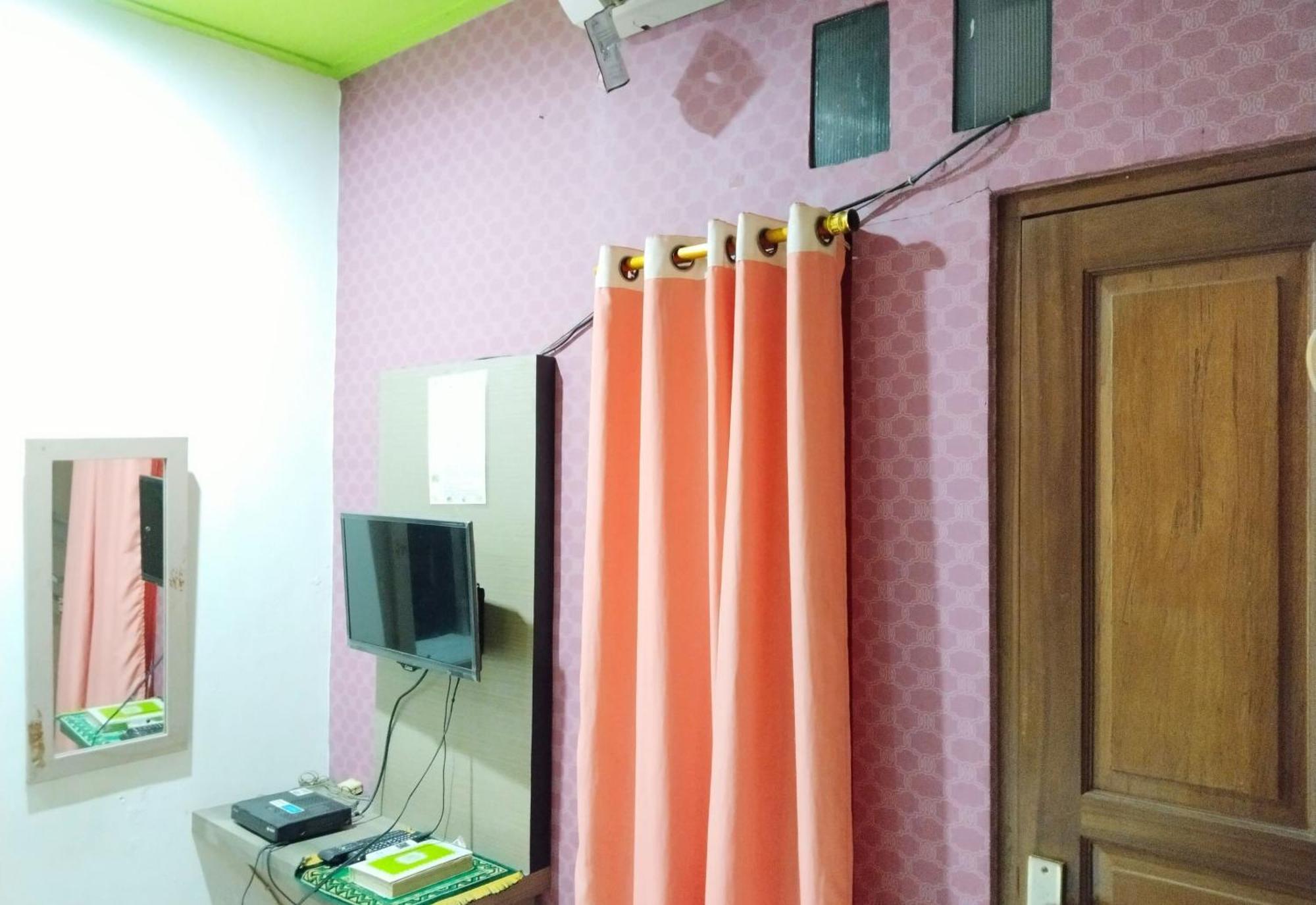 Seungit Syariah 3* Jakarta