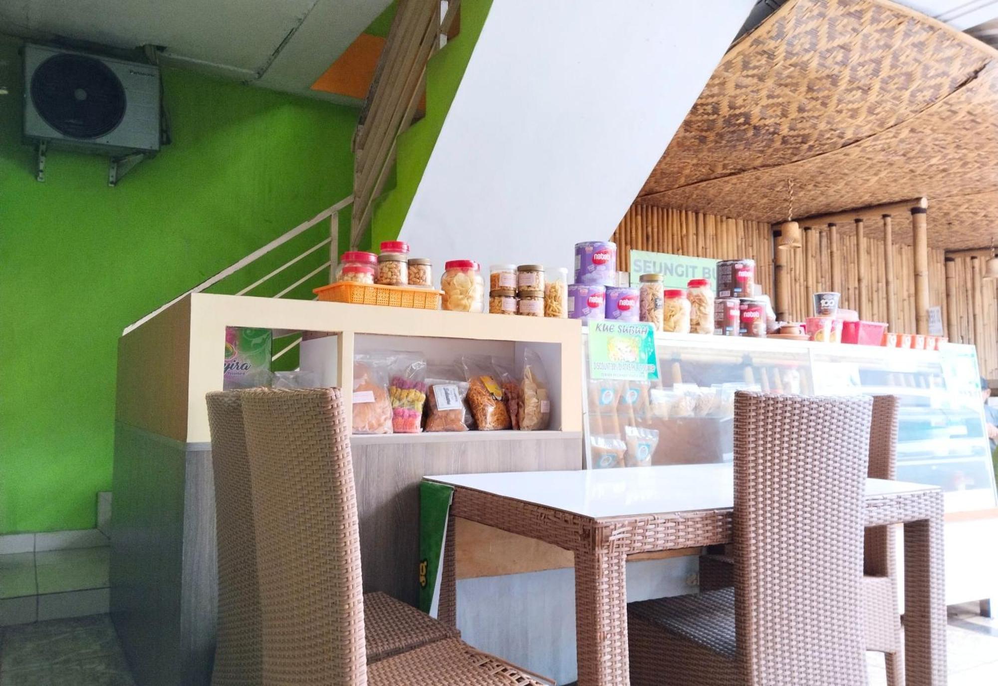Seungit Syariah Hotel Jakarta
