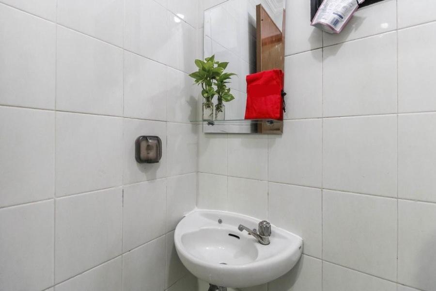 Cozy Muwardi Rumah tetamu Jakarta