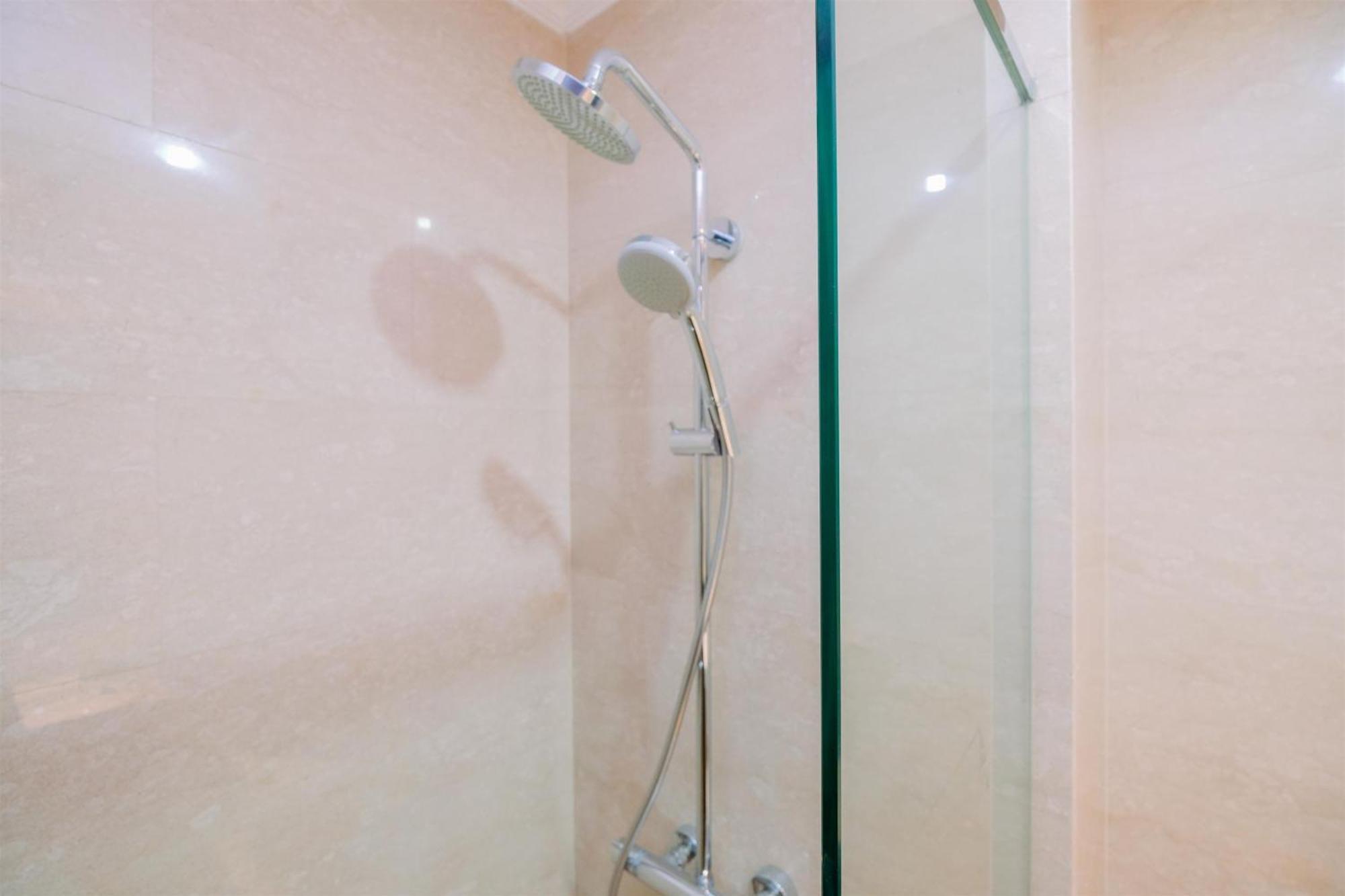 Comfort And Modern Look Menteng Park By Travelio