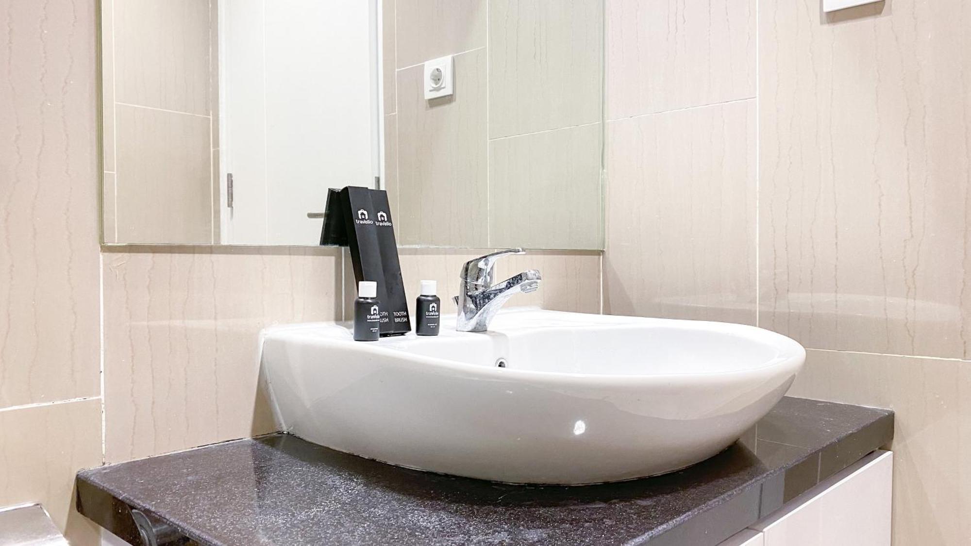 Apartment Spacious And Elegant 2br At The Kencana By Travelio