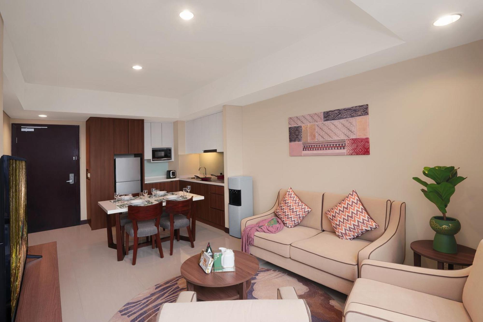Somerset Kencana Aparthotel *