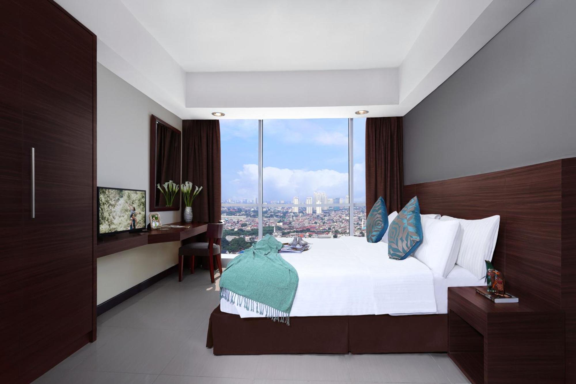 Aparthotel Somerset Kencana *