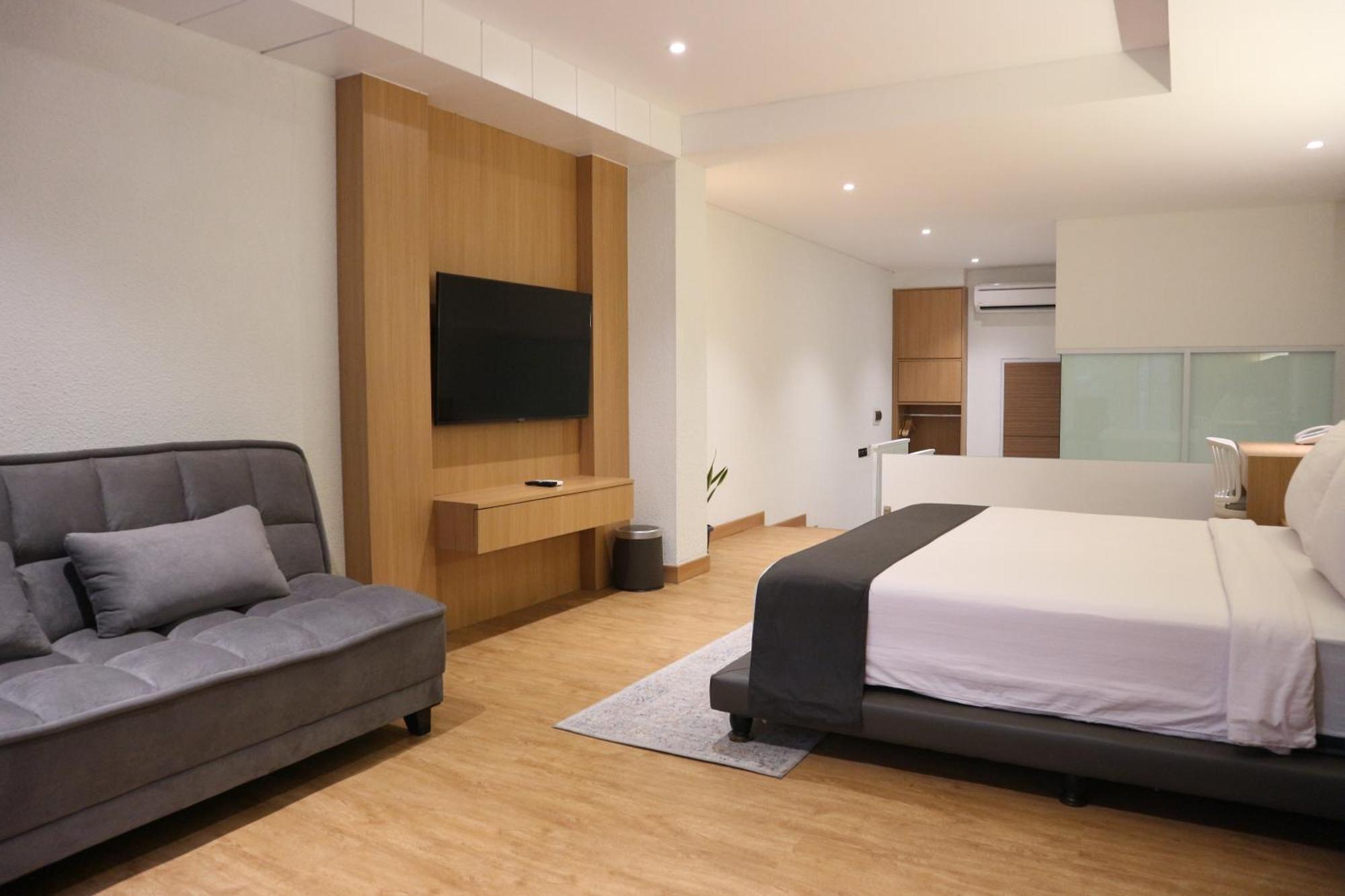 Treehouse - Boutique Serviced * Jakarta