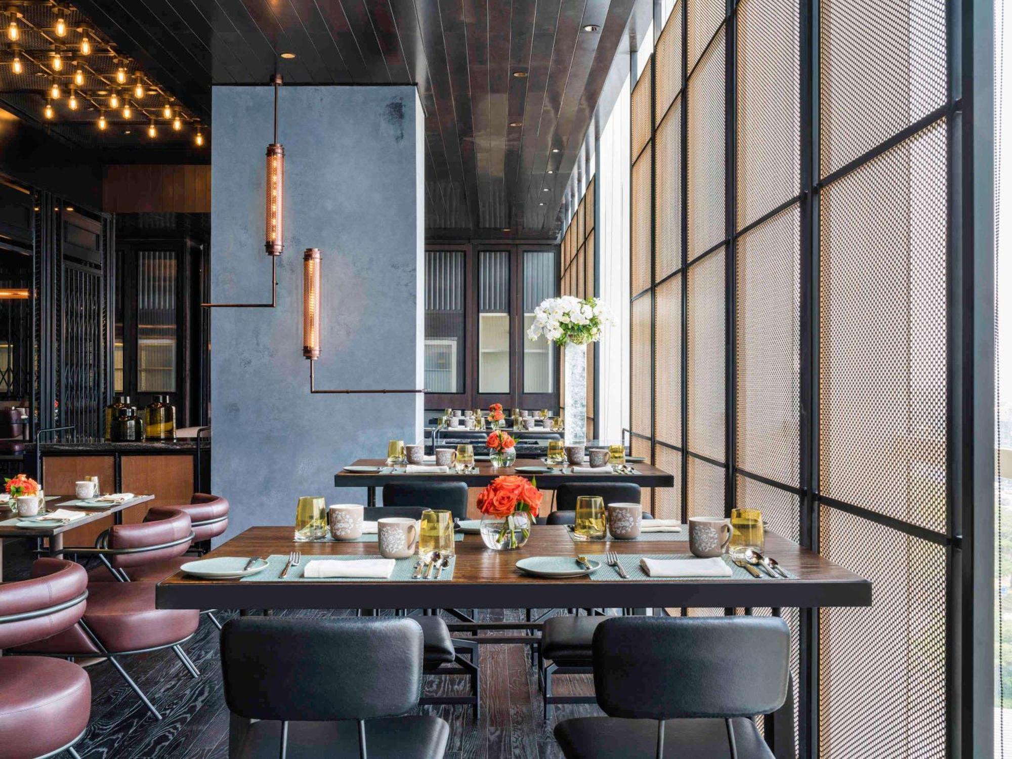 Swissotel Pik Avenue 5*