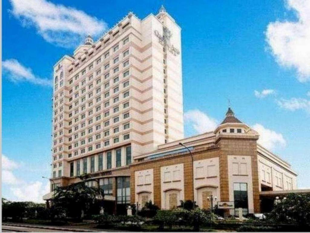 Oasis Amir Hotel