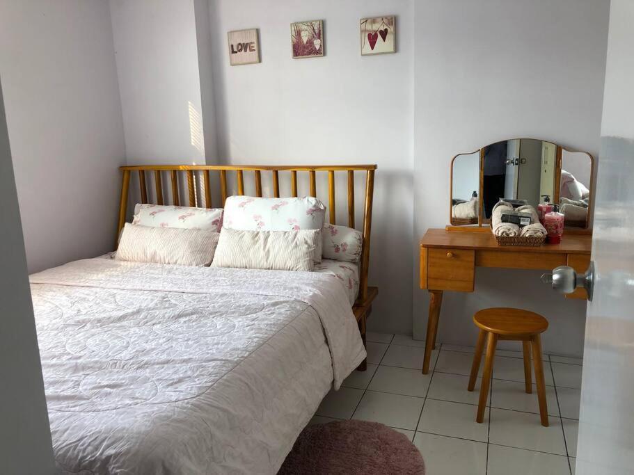 2br Krl Access With Netflix, Kalibata Apartment Jakarta