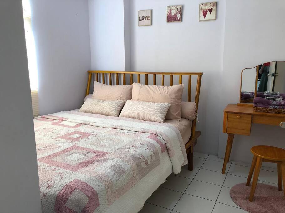 2br Krl Access With Netflix, Kalibata Apartment