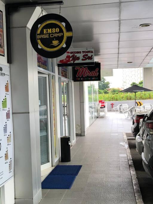 Apartment Lrt Access With Netflix, Wifi, Gym And Pool, Signature Park Grande *