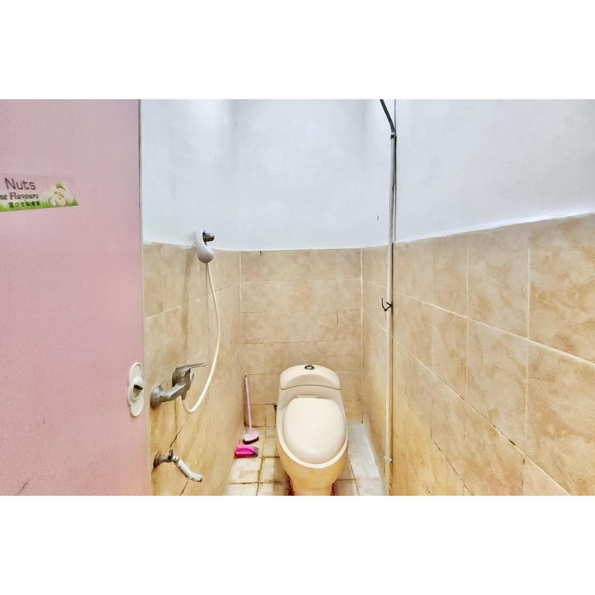 Hotel Kartini Populer Redpartner
