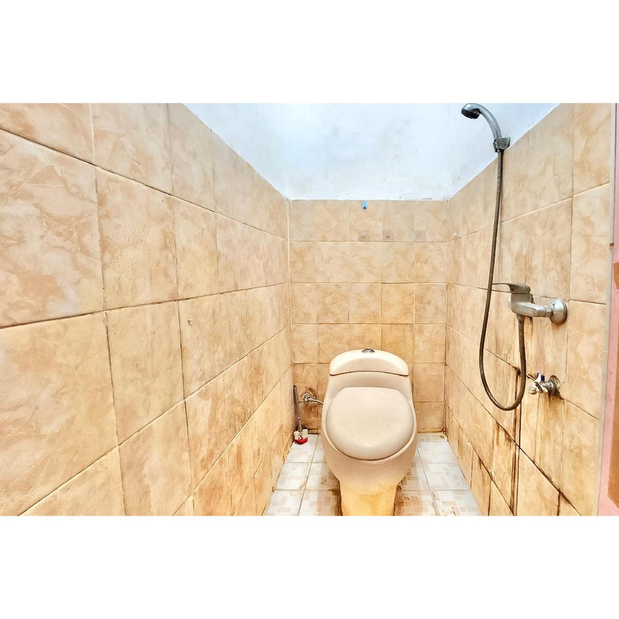 Kartini Populer Redpartner Hotel Jakarta