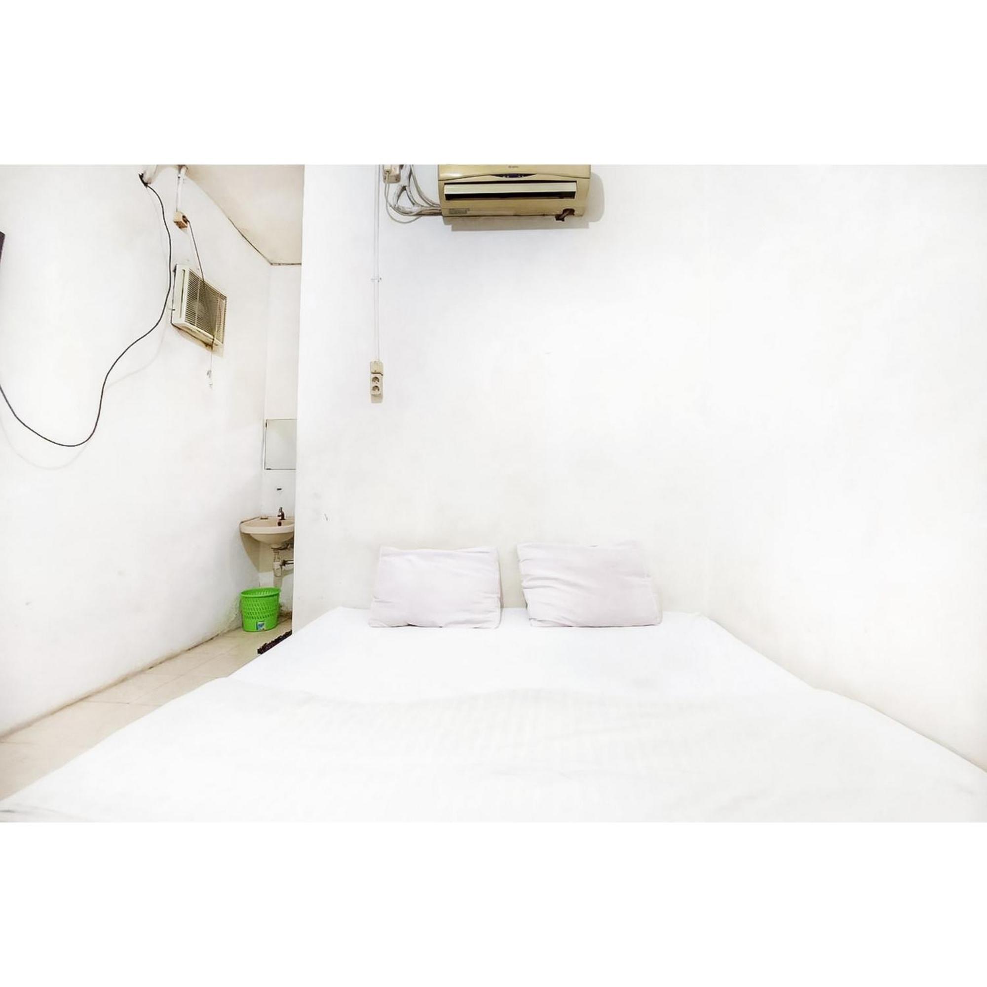 Hotel Kartini Populer Redpartner