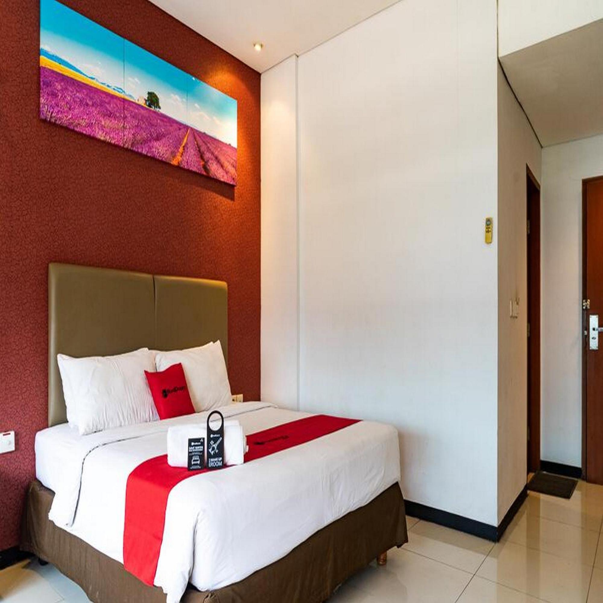 Reddoorz At Blue Pacific Blok M