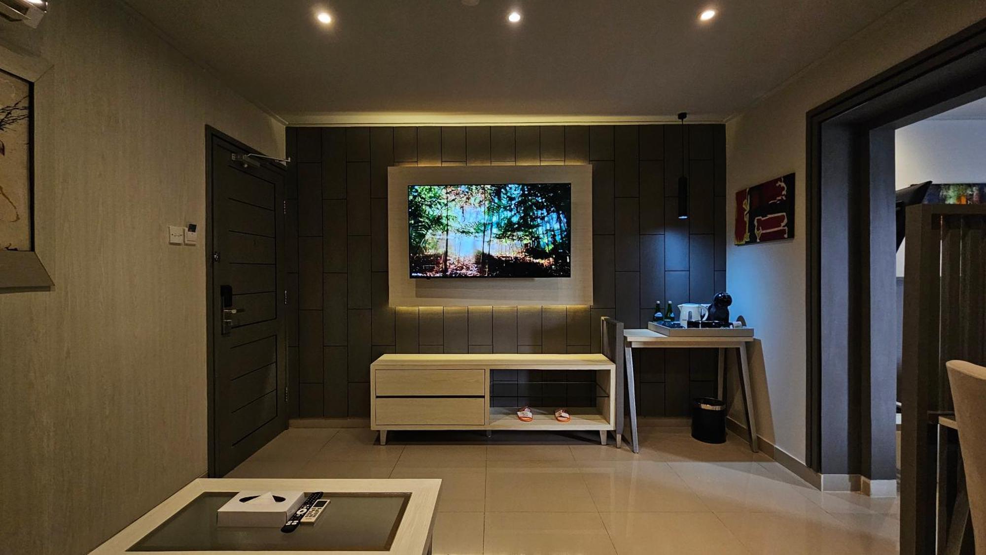 Hotel 1o1 Urban Thamrin 3*